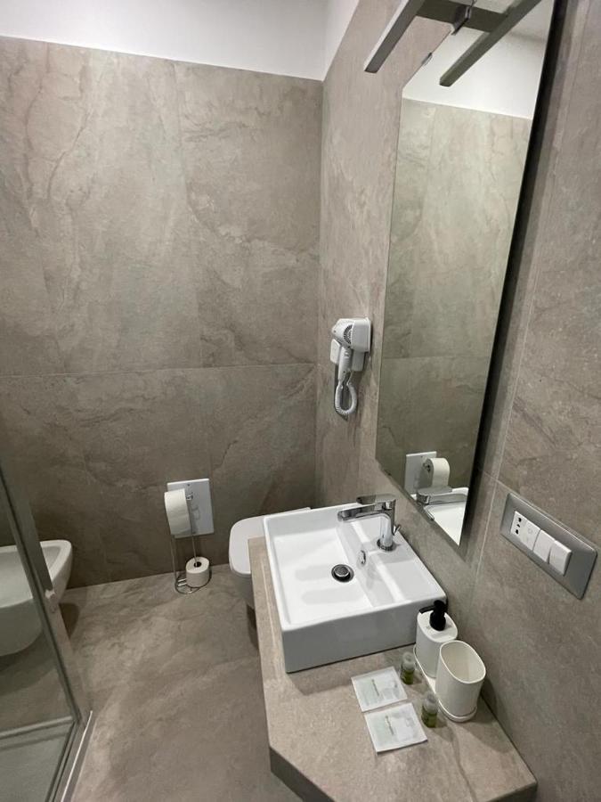 Double Room with Private Bathroom,1428829969:JPEG